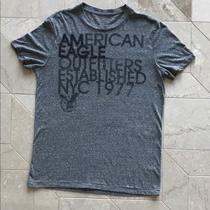 Like new:AE dark Heather gray Med. -Excellent, ready to wear American Eagle